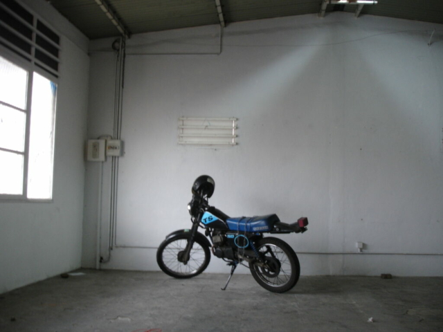 Floy, moto, déménagement Jeumon