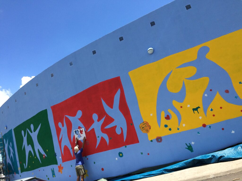 Chloe Robert, peinture murale Alefpa Saint-Paul février-2015